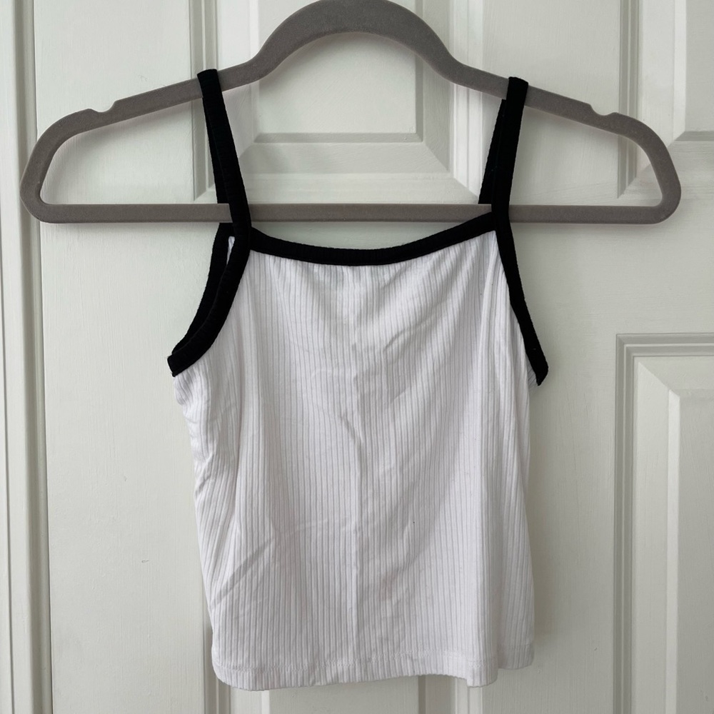 NWOT LF Emma and Sam Crop Tank